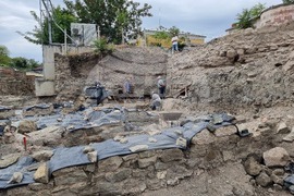 Бургас - археологически разкопки - Акве Калиде