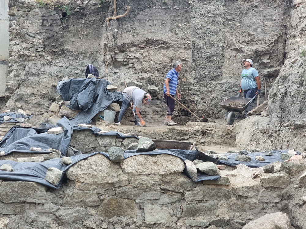 Община Бургас ще поиска от държавата терен за изграждането на археологически парк край Бургаските минерални бани