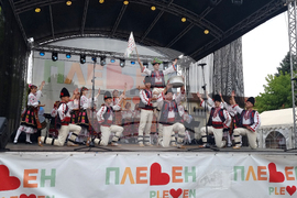 Плевен - Фестивал на виното - откриване