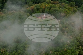 Село Долни Пасарел - манастир „Свети Николай Мирликийски - Летни“ - изглед