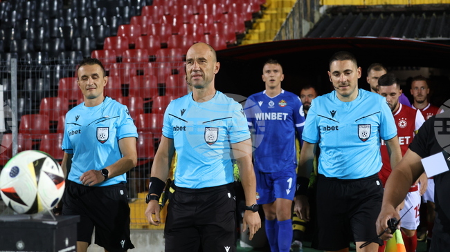 Валентин Железов ще ръководи дербито в Първа лига между Черно море и Левски