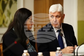 Парламент - Комисия по отбрана - заседание