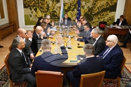 Парламент - Комисия по отбрана - заседание