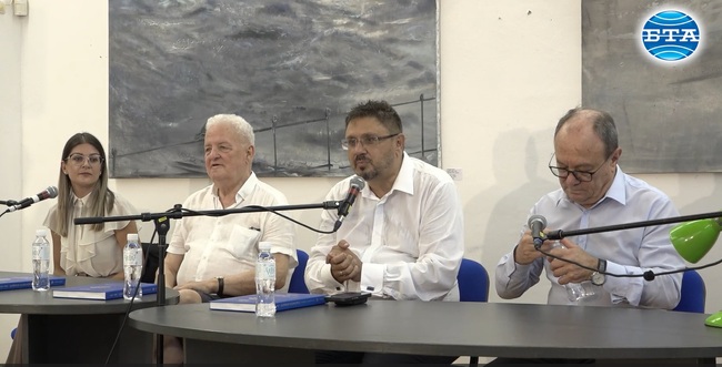 Книгата на БТА с новини и събития от 125-годишната история на агенцията бе представена на „Аполония“