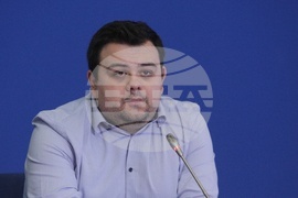 Национален пресклуб на БТА София - адвокати - пресконференция - Пламен Стефанов