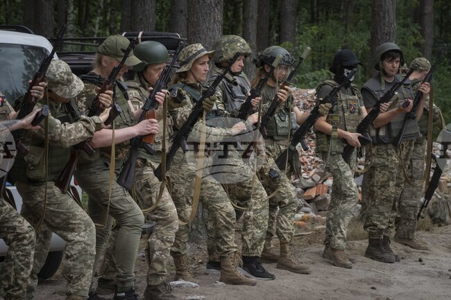 Темповете на мобилизацията намаляват в сравнение с миналата година, каза украински депутат 