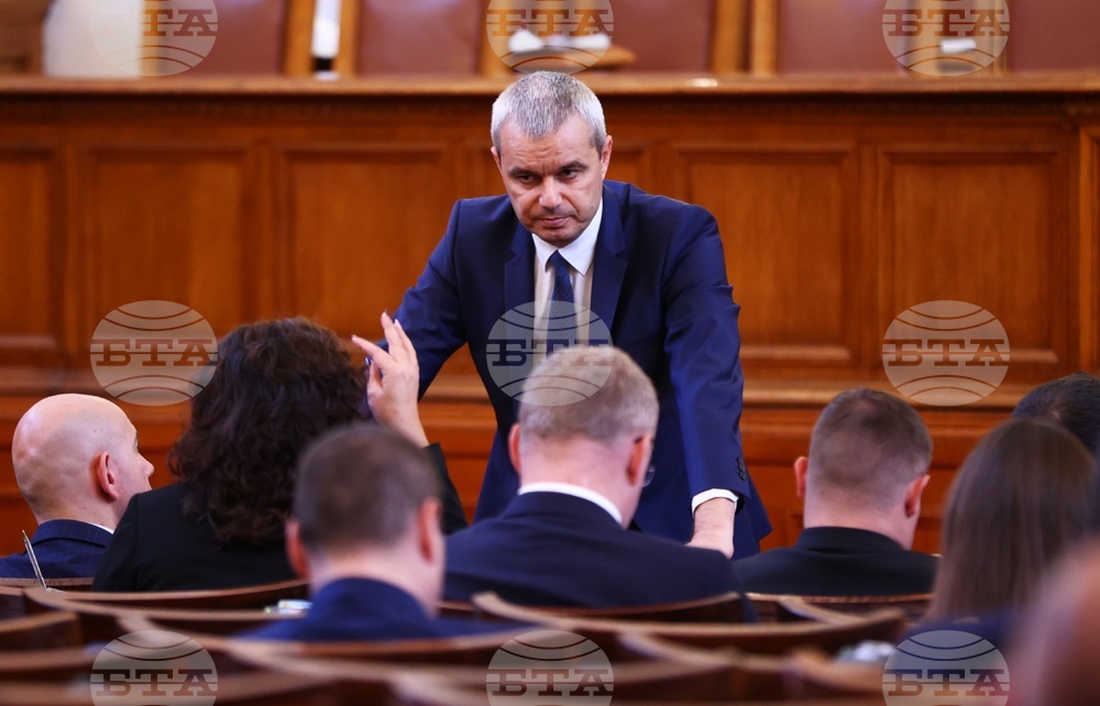 Парламент - извънредно заседание - Костадин Костадинов