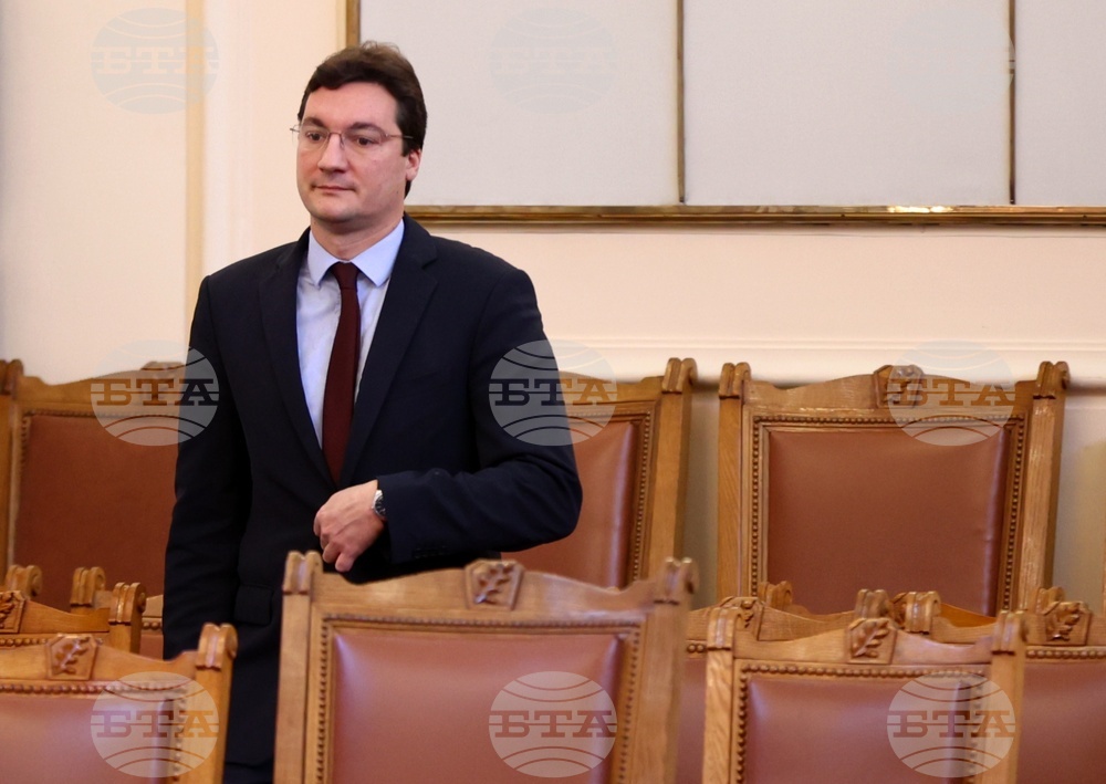 Парламент - извънредно заседание - Крум Зарков