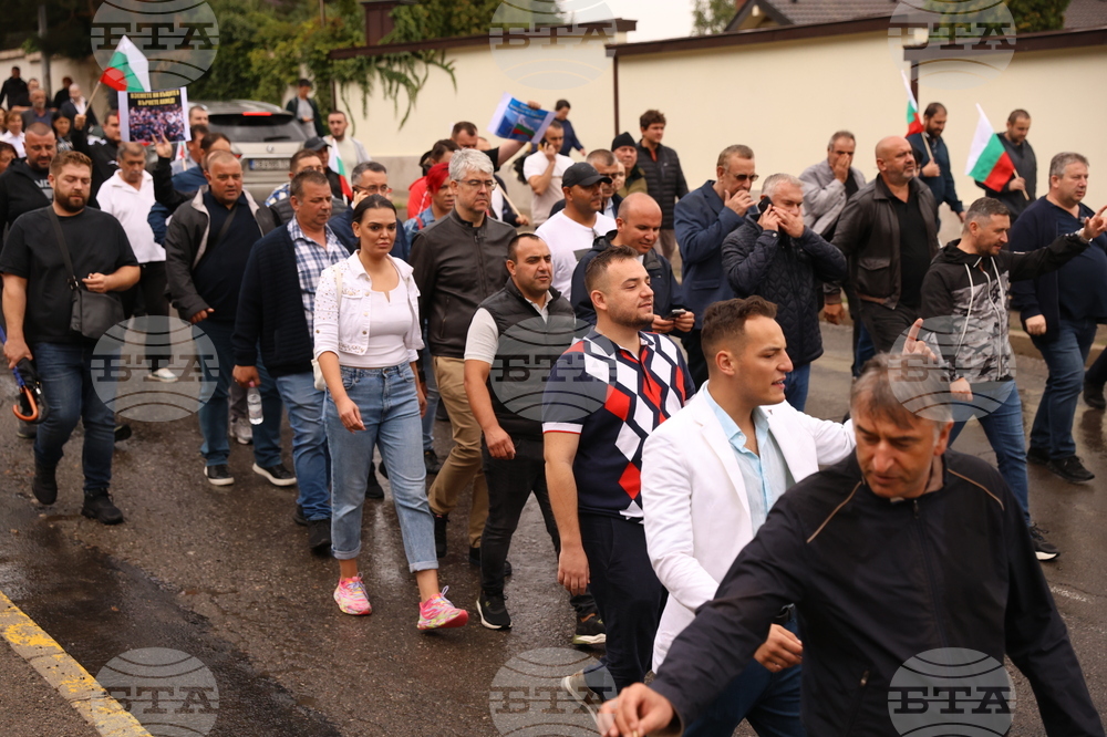 Квартал „Бояна“ - поддръжници на Ахмед Доган - "поход за демокрация"