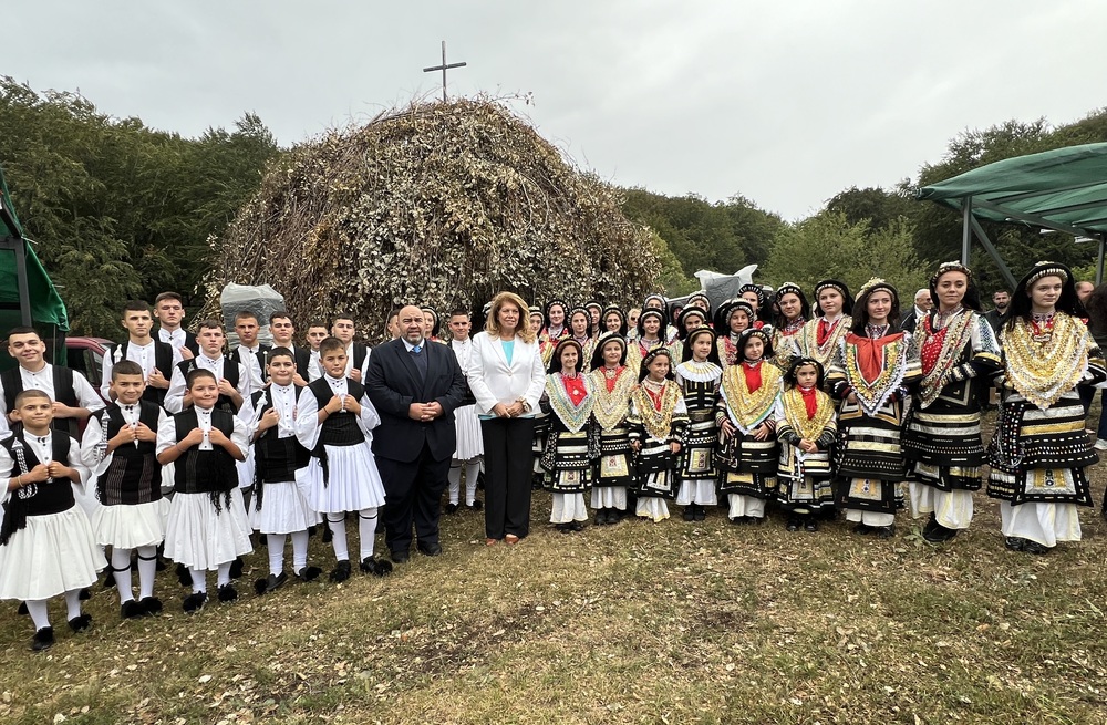 Вицепрезидентът поздрави каракачаните в България на традиционния им събор