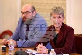 Парламент - Даниела Дашева - студентски съвети - среща