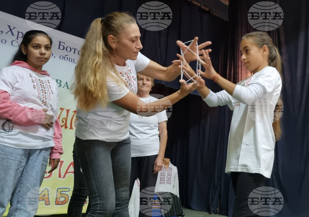 Село Голямо Соколово - празник - игри от детството на баба