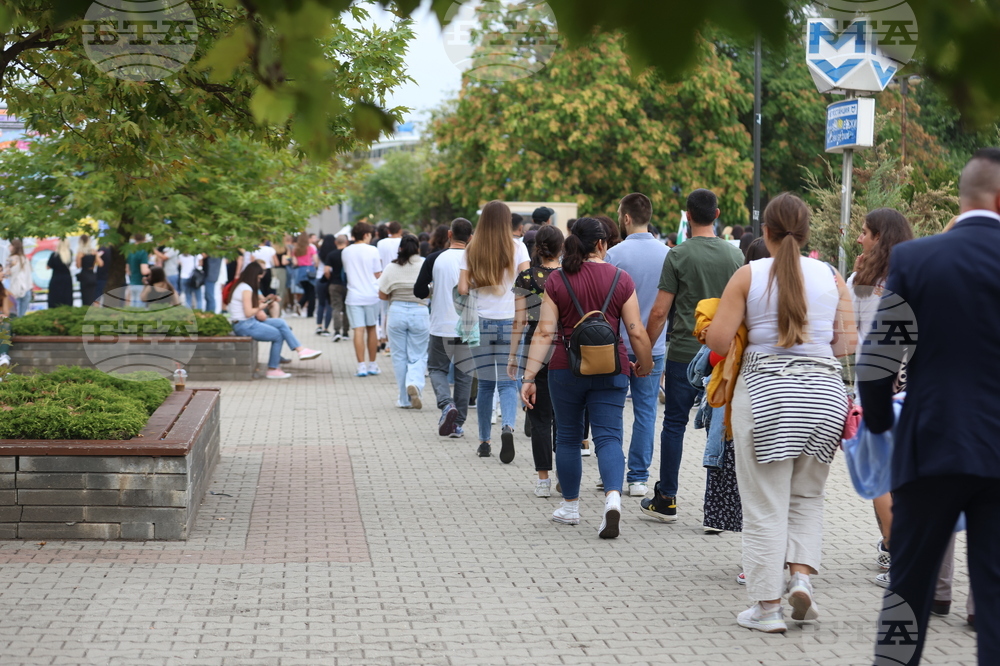 Концерт на Ед Шийран - фенове - пропускателен режим