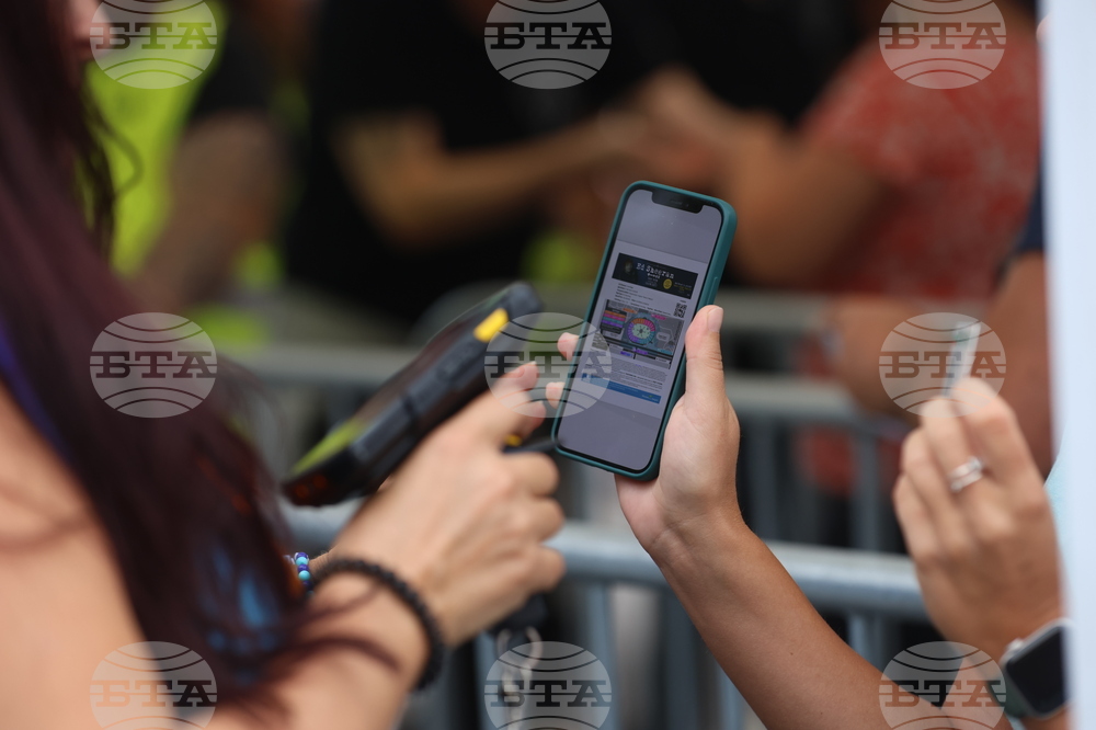 Концерт на Ед Шийран - фенове - пропускателен режим