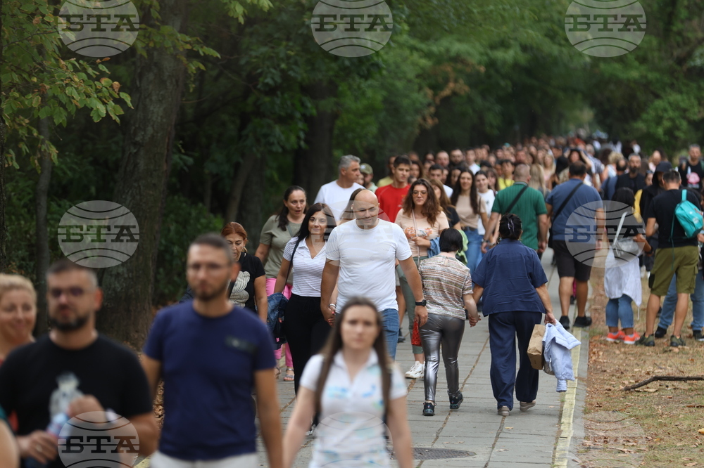 Концерт на Ед Шийран - фенове - пропускателен режим