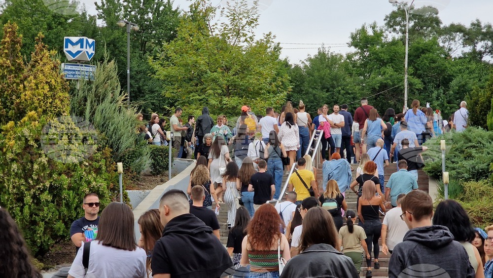 Концерт на Ед Шийран - фенове - пропускателен режим