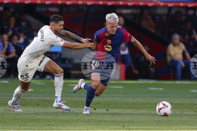 Дани Олмо беше включен в състава на Барселона за турнира за Суперкупата на Испания, въпреки че все още има проблеми с картотеката