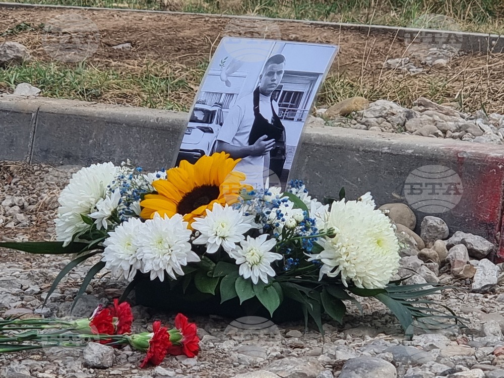 Плевен - бдение - починало момче