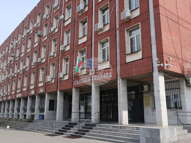 Съдът в Плевен постанови една доживотна и три 20-годишни присъди за убийство 