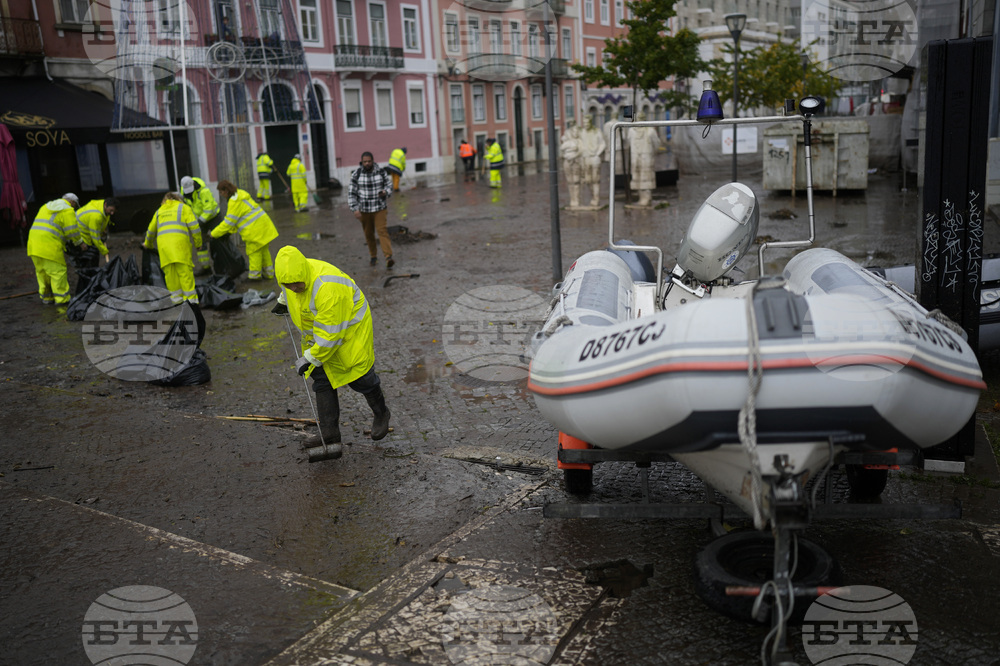 Бурята "Кристин" взе най-малко четири жертви в Португалия