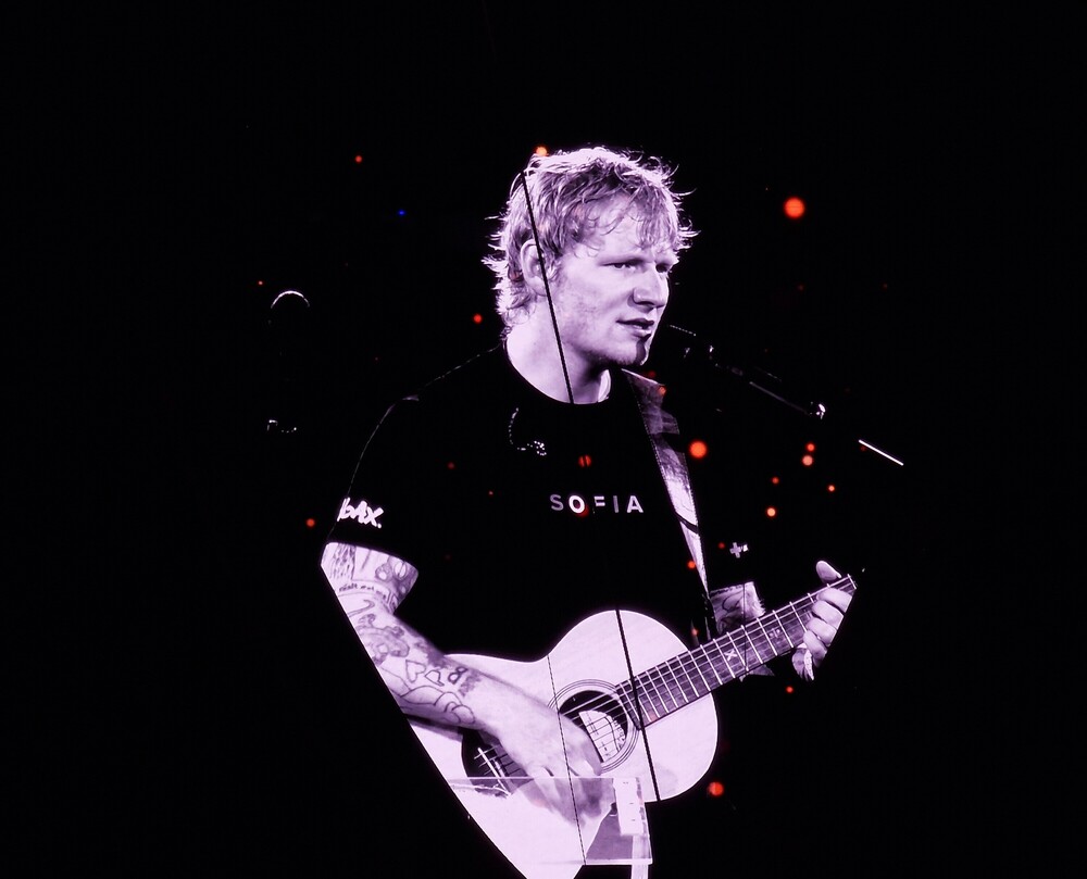 Новият албум на Ед Шийрън излиза днес на музикалния пазар