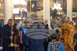 Хасково - църква"Свети Архангели Михаил и Гавраил" - Възкресната празнична литургия