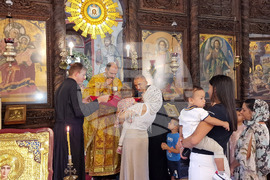 Хасково - църква"Свети Архангели Михаил и Гавраил" - Възкресната празнична литургия