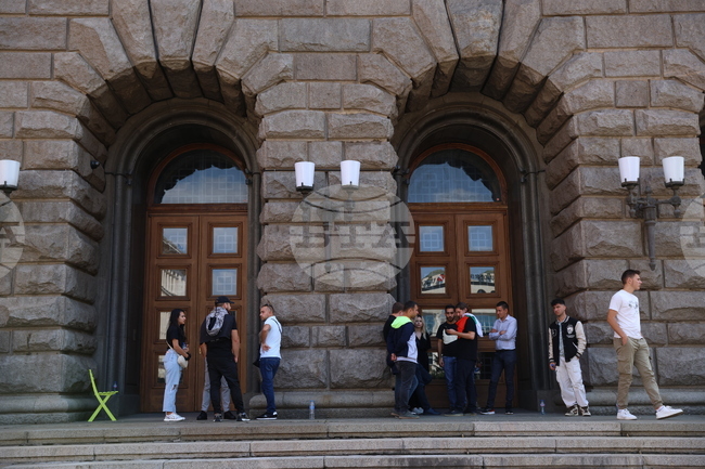 ЦИК - ДПС - ДПС (без Пеевски и група) - привърженици