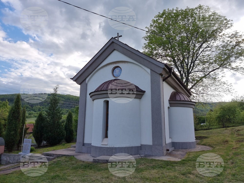 Село Кривонос - храм "Св. Николай Чудотворец"