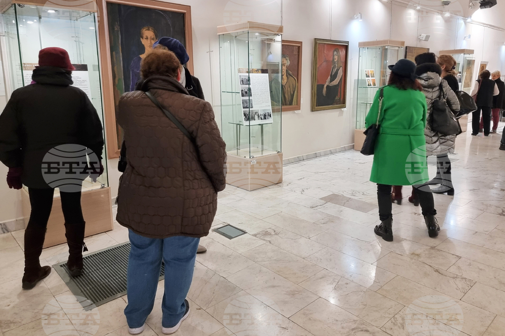 Ямбол - изложба - 90 години от рождението на Павел Бакалов