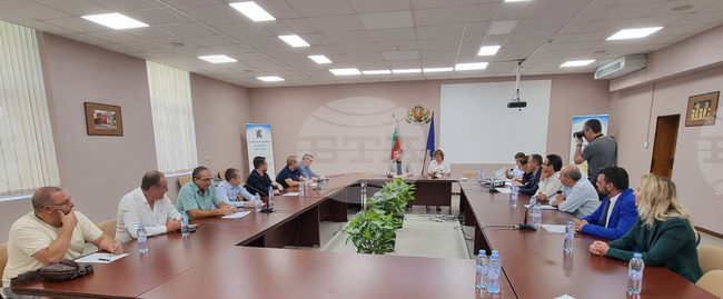 Хасково - областна администрация - консултации