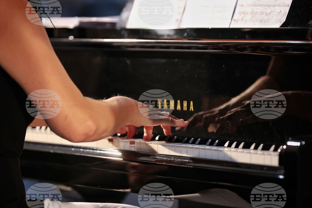 Българската пианистка Лили Петрова ще изнесе днес концерт в зала „Уигмор“ в Лондон