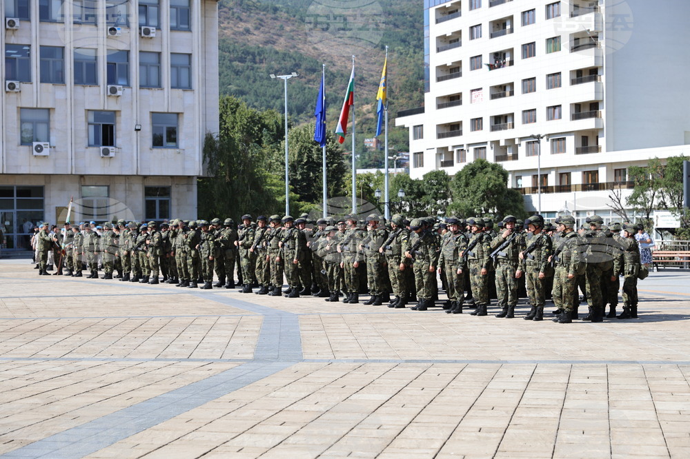 Асеновград - изпращане на български военен контингент - тържествен ритуал