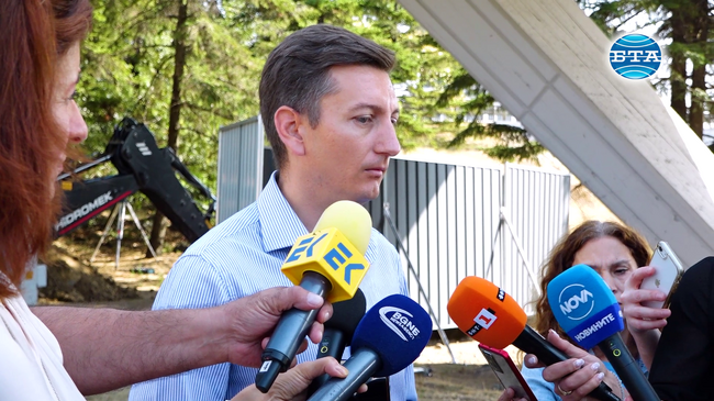 Напредва ремонтът на бул. "Тодор Каблешков" в София, съобщи зам.-кметът Иван Василев