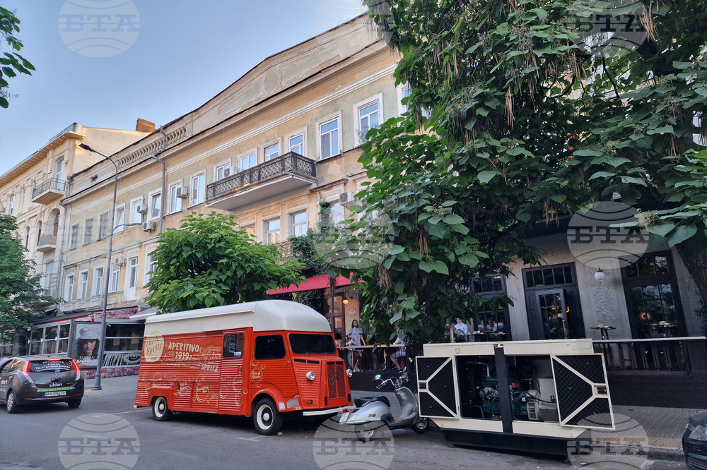 Десетки хиляди жители на Одеса останаха без отопление и водоснабдяване след нощните удари