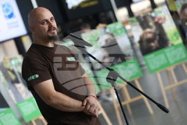 Летище "София" - „Четири лапи“ - изложба „Спасените: 20 години история“