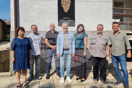 Село Горно Церовене - архитект Стефан Стефанов - паметна плоча - откриване