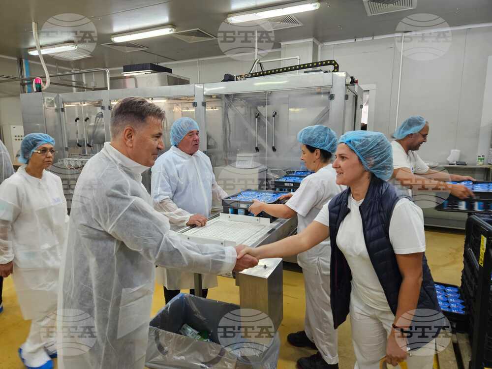 Ministry of Economy Aims to Improve Production Base of Dairy Company LB Bulgaricum