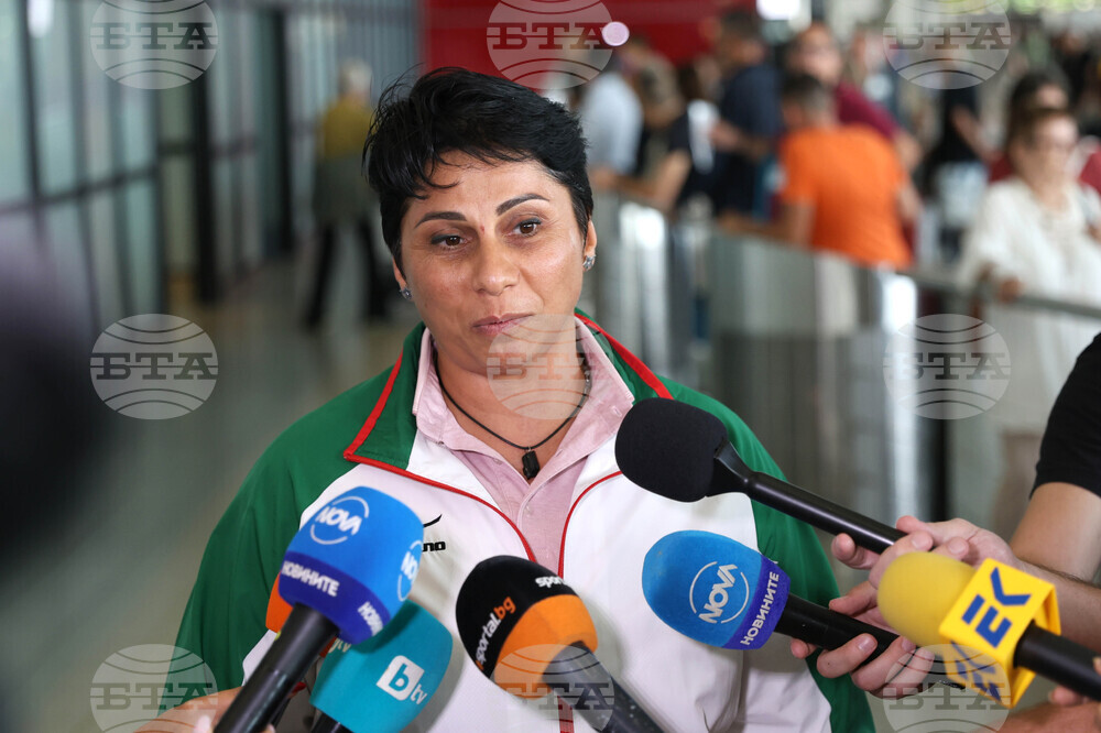 Летище "София" - Стела Енева - посрещане