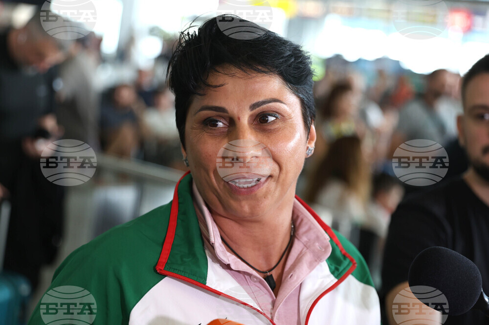 Летище "София" - Стела Енева - посрещане