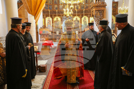 Белица – храм „Свети Георги Победоносец“ – камбанария – първа копка