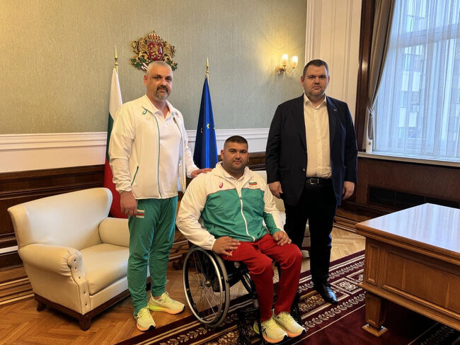 Делян Пеевски, председател на ДПС поздрави златния медалист от Паралимпиадата в Париж Ружди Ружди