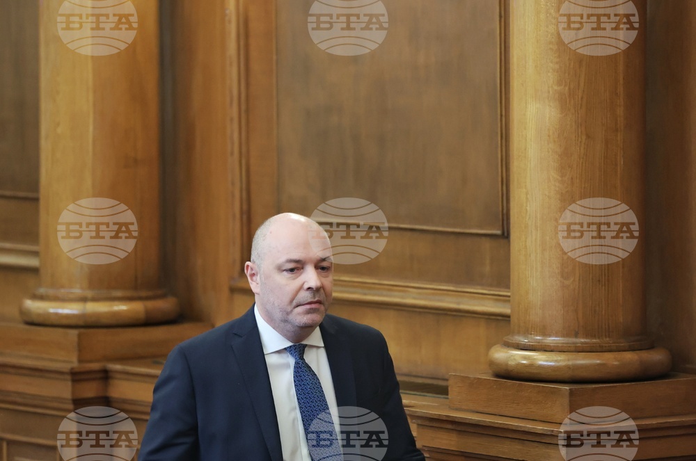 Парламентът не избра за министър-председател Николай Габровски, предложен от ПГ на ГЕРБ-СДС