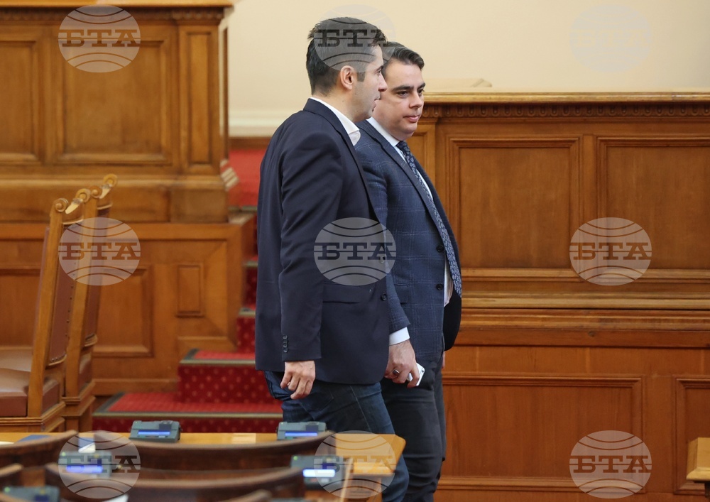 Парламентът не избра за министър-председател Николай Габровски, предложен от ПГ на ГЕРБ-СДС