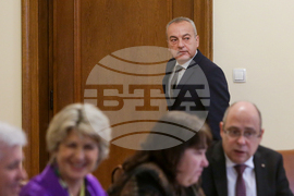 Служебно правителство - заседание - Гълъб Донев