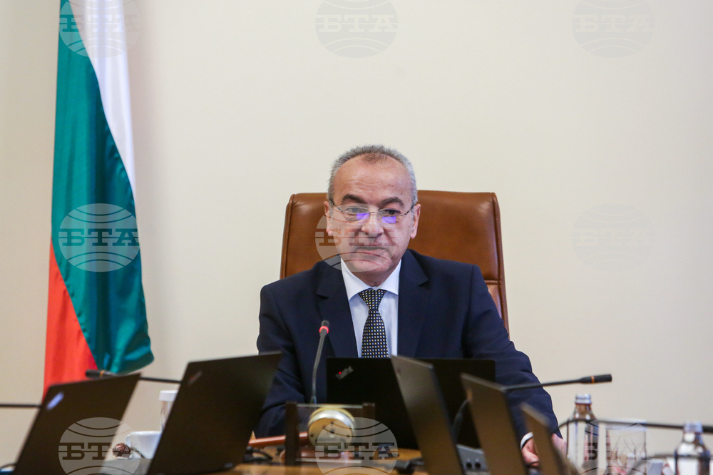 Служебно правителство - заседание - Гълъб Донев