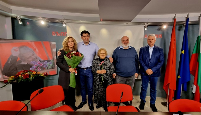 Иван Таков: Ламбо не предаде партията, не превърна каузата й в клише и беше от най-обичаните в БСП