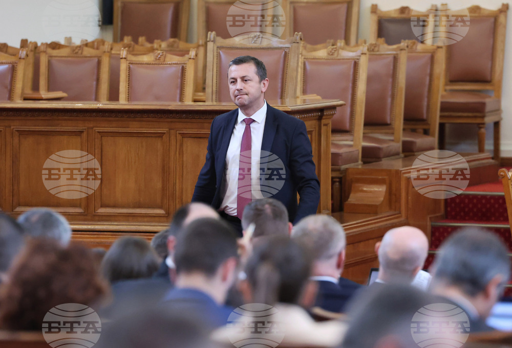 Парламент - заседание - Даниел Петров