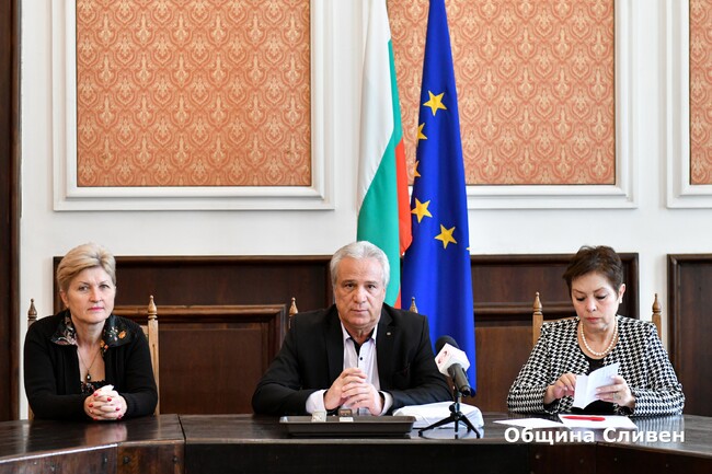 Община Сливен: Местният парламент ще гласува няколко важни промени - на бюджета, на общински наредби и на тарифата за превоз на пътници 