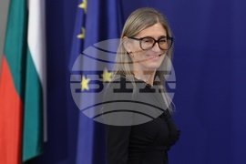 Министерски съвет - влакове - договор - подписване